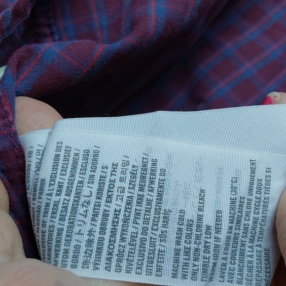 Abercrombie and Fitch Mens Burgundy Red Blue Plaid Pocket Shirt TINY FLAW Sz.L - Picture 12 of 12